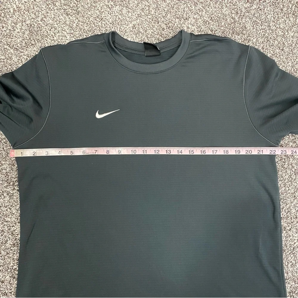 Nike‎ Gray Long Sleeve Pullover Mens Medium